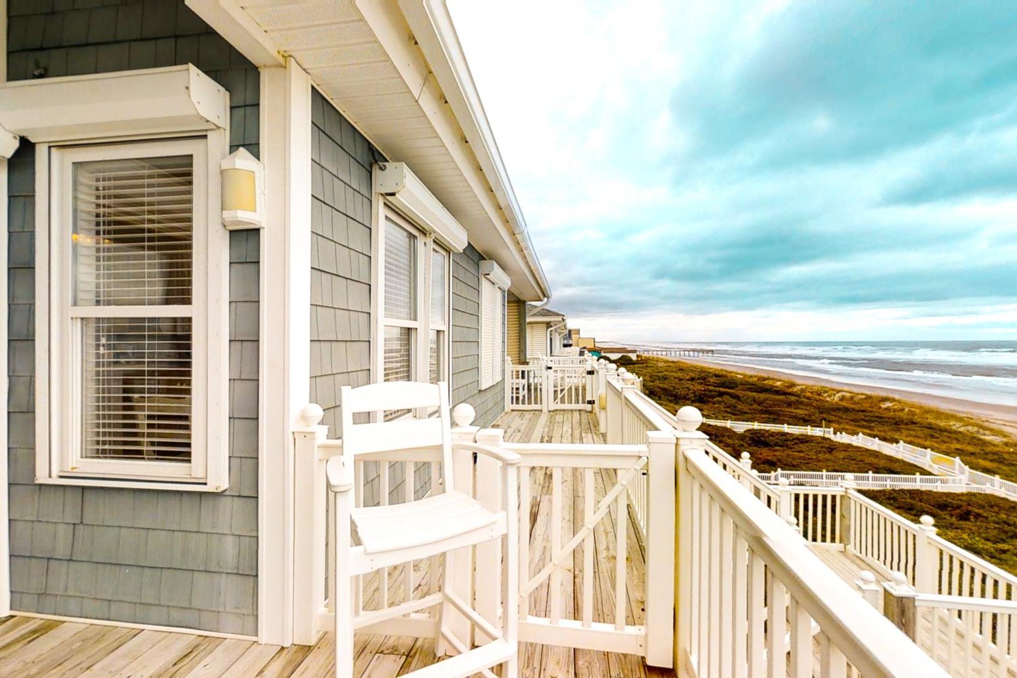 Vila Shutters Pine Knoll Shores Pokoj fotografie